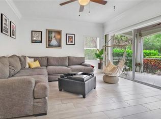 1096 Woodshire Ln APT C104, Naples, FL 34105