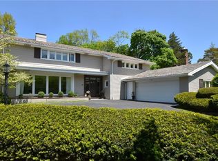 21425 Shelburne Rd, Shaker Heights, OH 44122