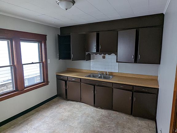 2nd image of 85 Heussy Ave APT 1