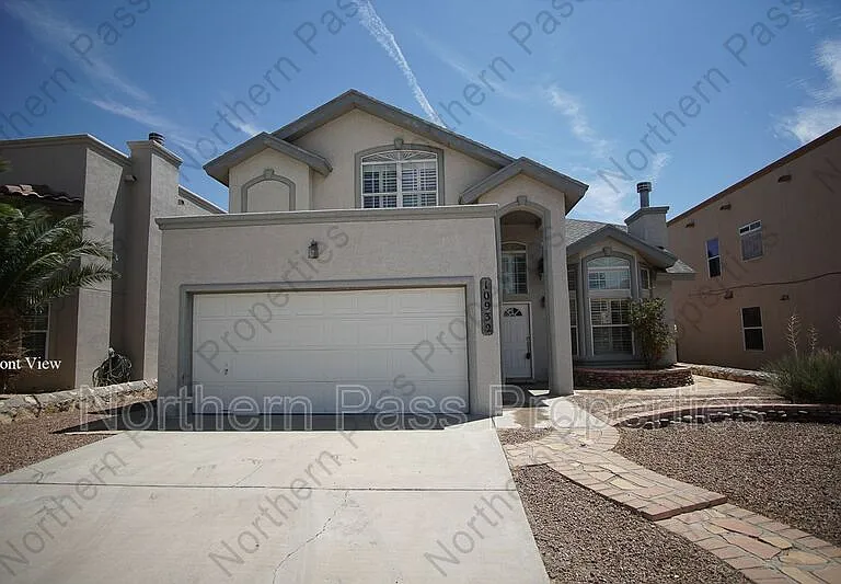 10932 Acoma St — Photo 2
