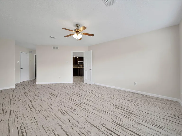10904 Birch Dr — Photo 17