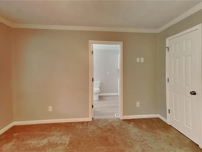 1746 Charrington Way — Photo 7