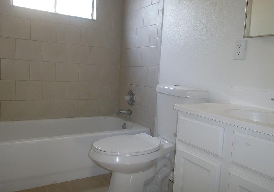 1st image of 547 San Pablo Dr APT 2