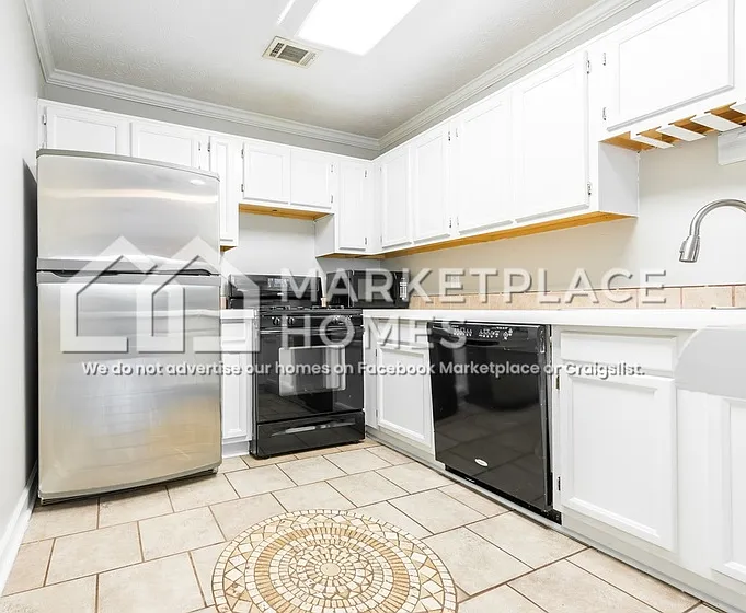 2733 Saint Charles Ln NW — Photo 13