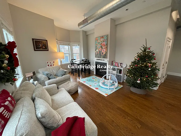 343 Western Ave #4 — Photo 5