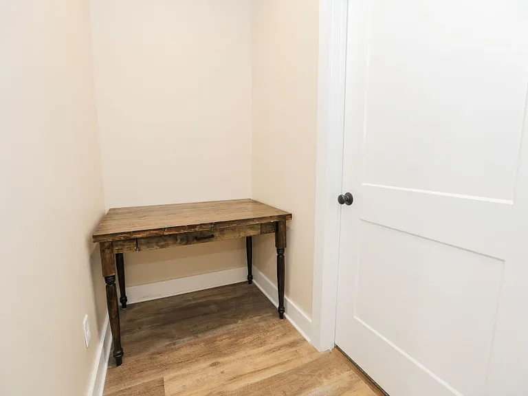 204 Blackberry Ln — Photo 22