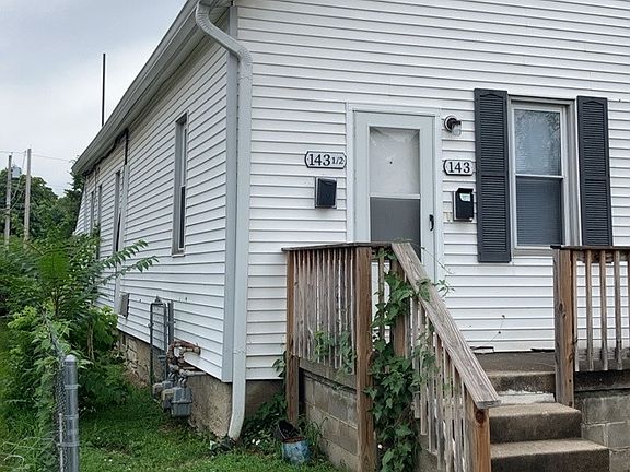 2nd image of 143 Fillmore St