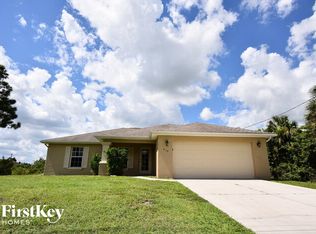 910 Mayfield Ave S, Lehigh Acres, FL 33974