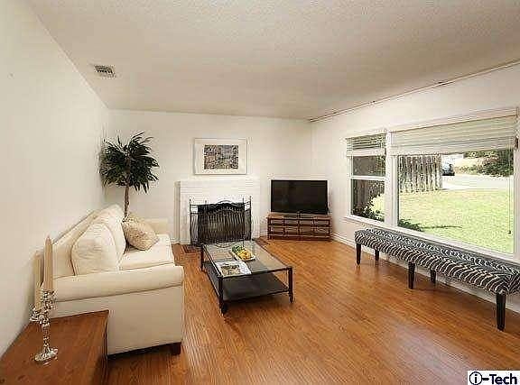 2nd image of 4935 Revlon Dr