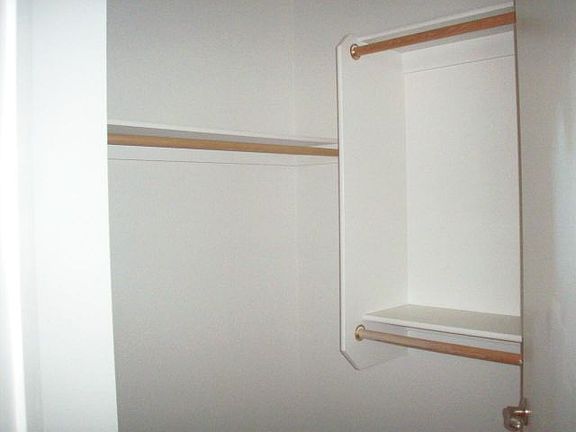 Master walk in closet BL_09022014