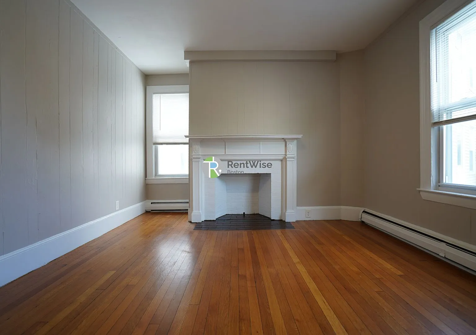 No Fee! Modern Apt in Packard's Corner! Hot Water Included, Spacious and Sunny! — Photo 2