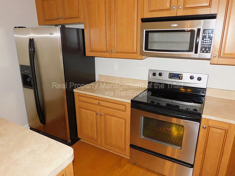 4 Rhododendron Dr — Photo 6