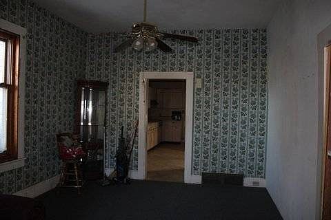 4th image of 829 Morgan St