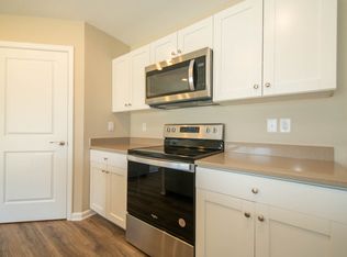 604 Marsh Aster Dr, Greenfield, IN 46140