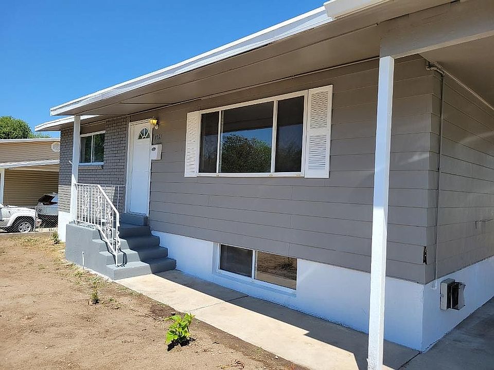 1st image of 1067 E Sego Lily Dr