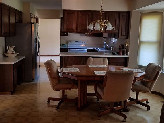 5th image of 1005 Conestoga Dr