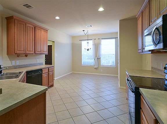 4th image of 21706 Prospect Hl
