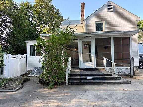 2nd image of 18 Flint Ave