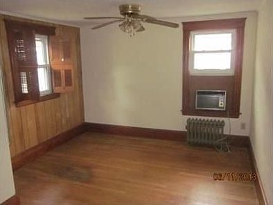 5th image of 104 Blaisdell St