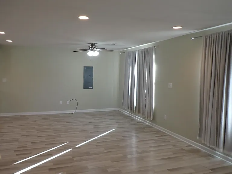 22064 Spring Valley Dr — Photo 5