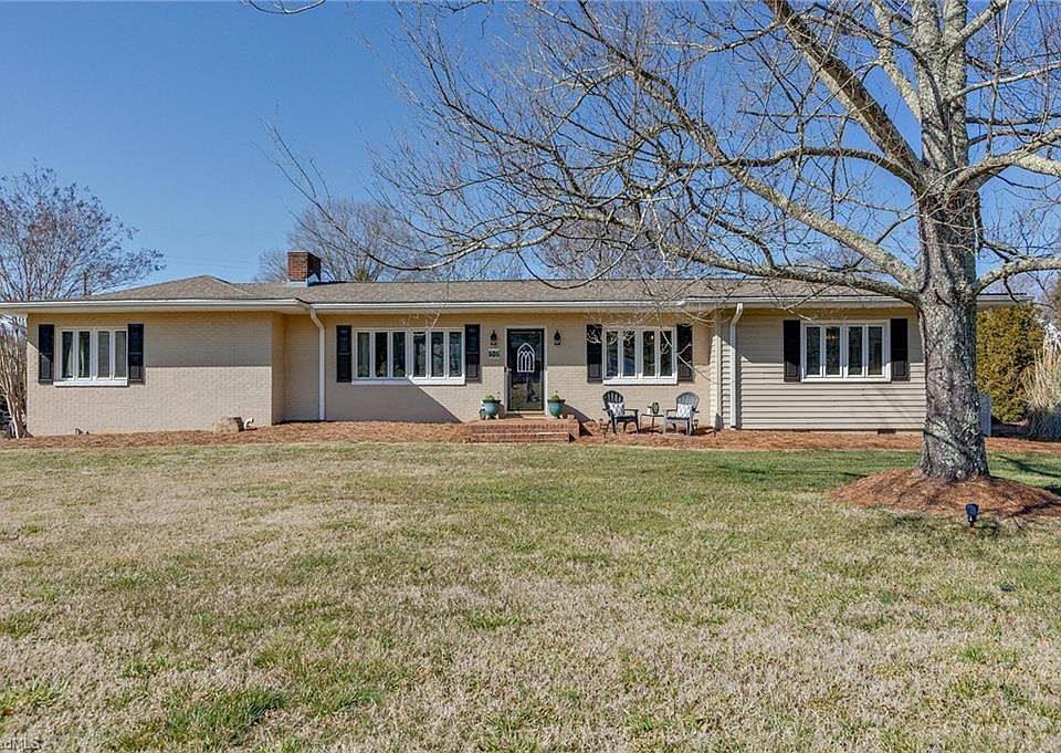 606 N Peace Haven Rd, Winston Salem, NC 27104 Zillow