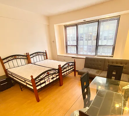 Rented by E Realty International Corp | media 24