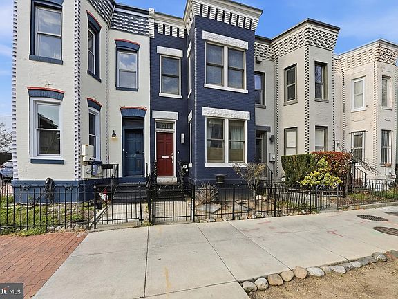 2nd image of 1215 W St NW