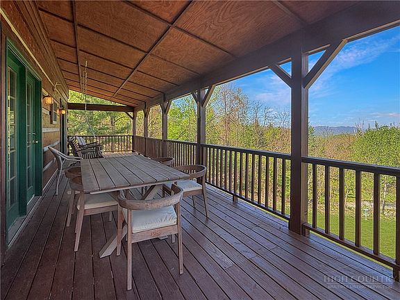 3rd image of 564 Nettles Ridge Road