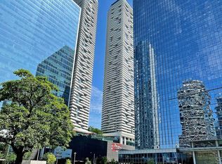 88 Harbour St #2009-C01, Toronto, ON M5J 0C3