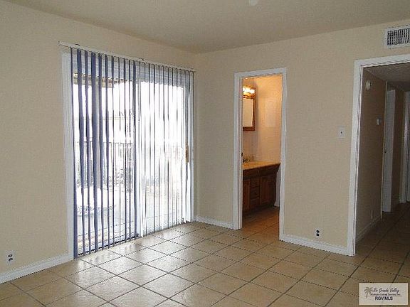 3rd image of 1900 University Blvd APT 4012