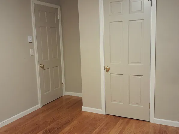(undisclosed Address), Springfield, MA 01129