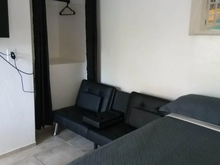 3716 Robinson Pl — Photo 21