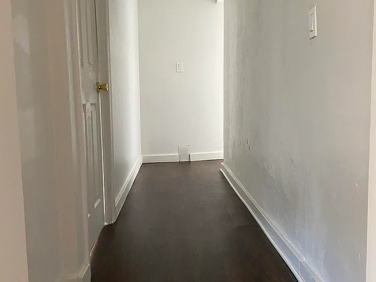 61 Pointview Rd #1 — Photo 18