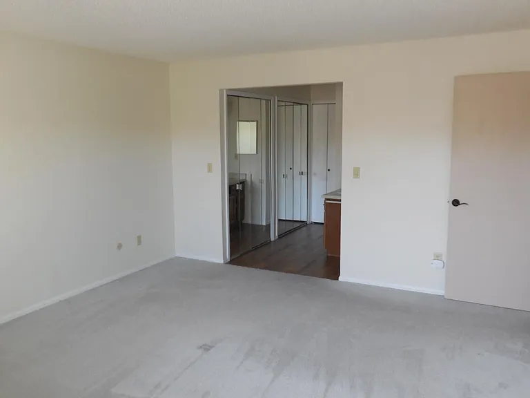 918 Fontmore Rd — Photo 8