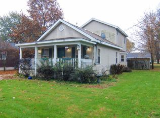 1045 E 1st St, Coal City, IL