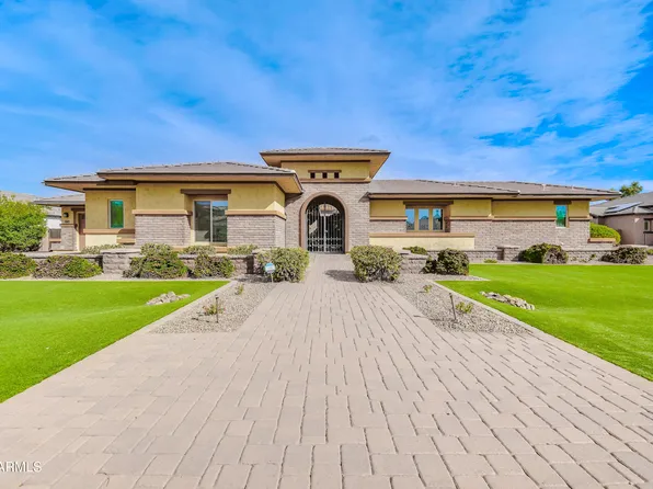 2830 E FRUITVALE Avenue, Gilbert, AZ 85297