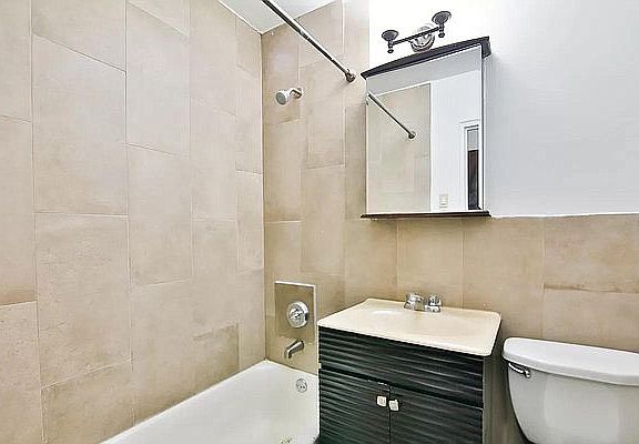 5th image of 205 E 83rd St #1B