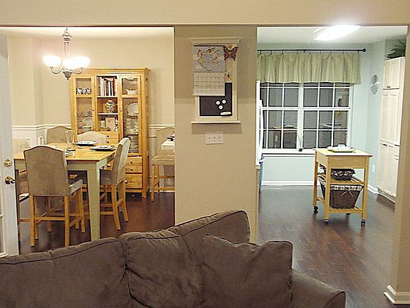dining room/kitchen