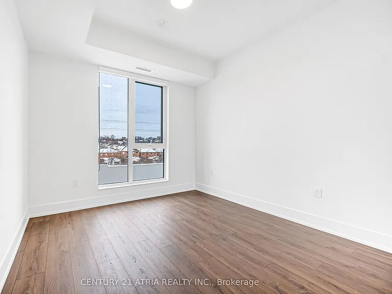 858 Dupont St #311 — Photo 15