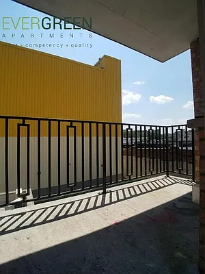 Rented by Evergreen Apartments BK | media 10