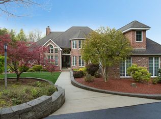 35 Rodeo Dr, Lagrangeville, NY 12540