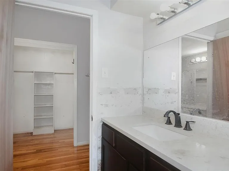 4015 Mischire Dr — Photo 24