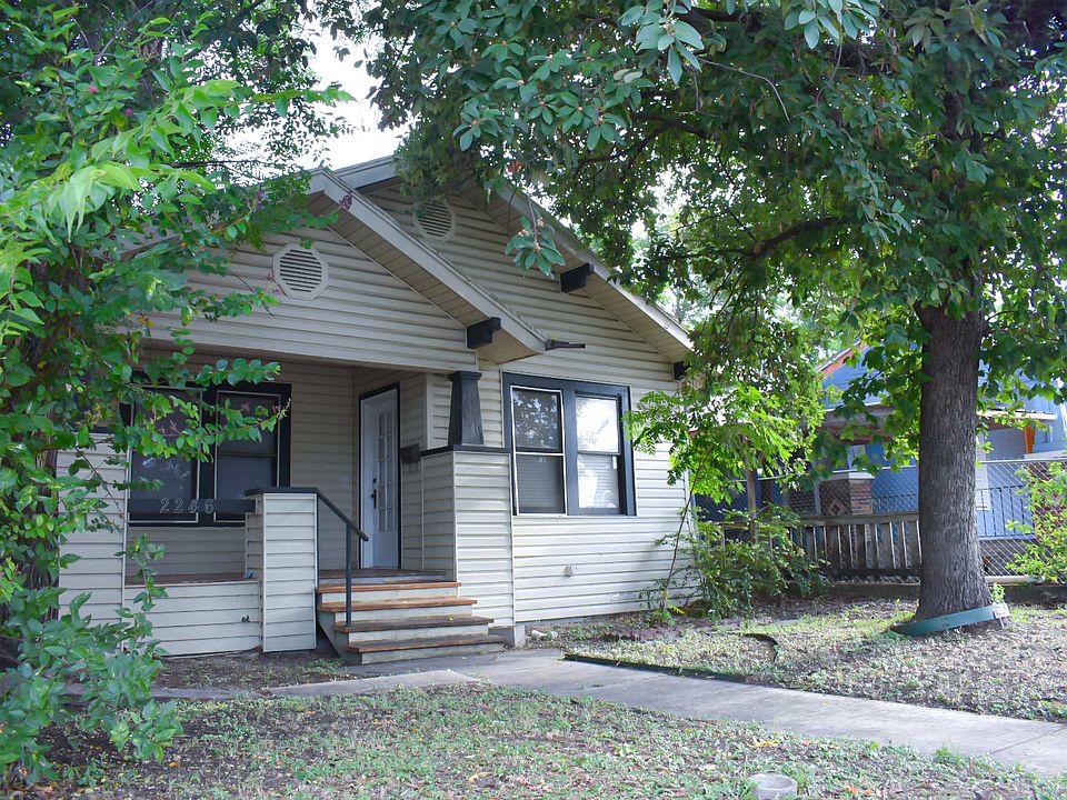 1st image of 2246 E Houston St