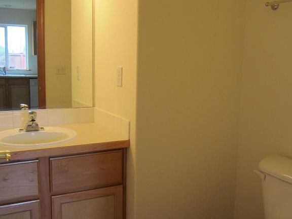 3rd image of 8918 Lealan Ct SE