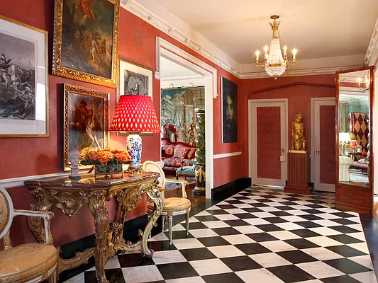 Sold by Sotheby's International Realty | media 6