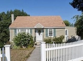 90 Old Rd, Dracut, MA 01826