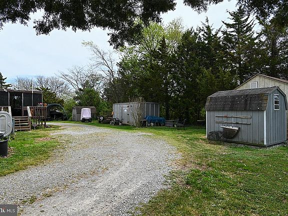 5th image of 11 Vassar Ave
