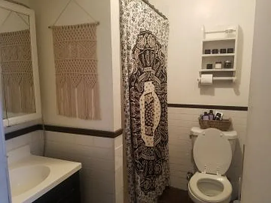 Rented by MCR Realty | media 28