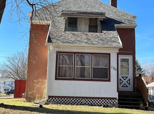 130 S Linwood Ave, Davenport, IA 52802