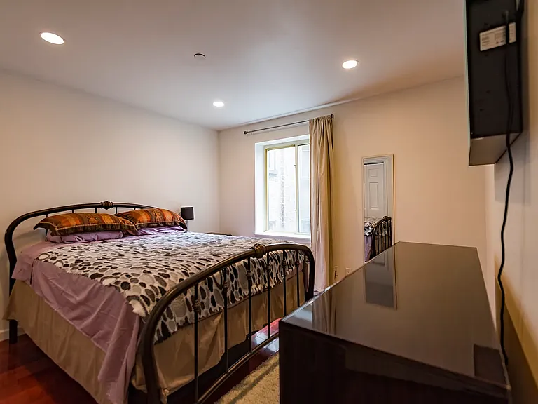 15 Saint Marks Pl #3B — Photo 9